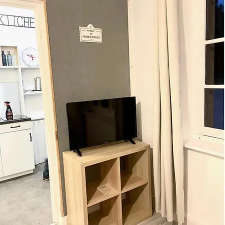Apartament Avec Terrasse Et Jardin Prives